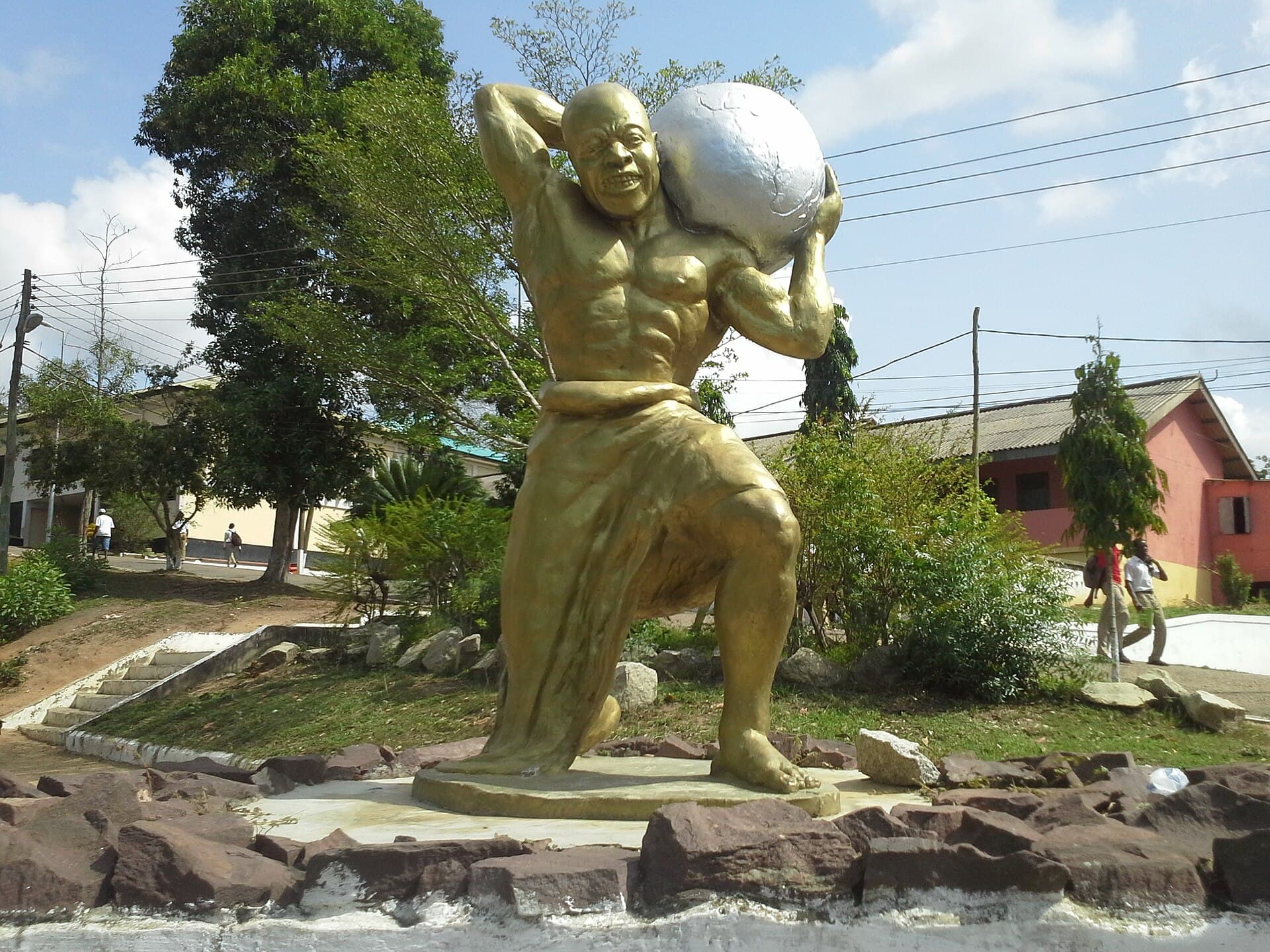Man Botwe — symbolic statue of Mfantsipim